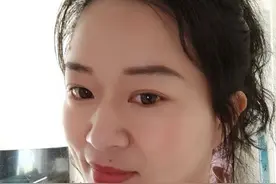 染发别去理发店了，教你一个人在家染发图片