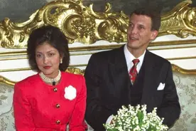 25年前嫁入丹麦王室的中国灰姑娘，离婚后拒绝收赡养费，任性再婚图片