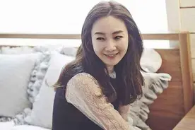 44岁崔智友产女，与宋承宪、李真旭恋情触礁后，终于迎来人生高甜图片