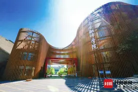 西安“网红民办高校继承人风波”调查：从亲姐妹反目到假公证疑团图片