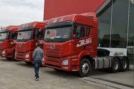 40万内买牵引车，解放J6、JH6和欧曼GTL，这3款车该选谁？好纠结图片