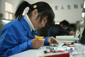 “宁愿孩子打工，也不会给他上职高”：职高真的就那么不堪吗？图片