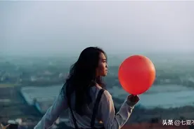 儿媳带父母住进公婆买的全款房，还要求房产证加名，婆婆收回房子图片