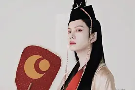 金希澈东方不败造型太美了！坦言喜欢这位中国明星，见面秒变迷弟图片