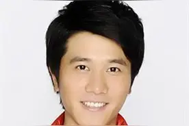 大器晚成的彭冠英35岁得以翻红的幕后推手是谁？图片