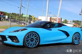 克尔维特 C8 Rapid Blue搭配FORGIATO轮毂 看起来不错图片