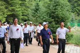 【2020平凉崆峒文化旅游节】书画名家庄浪采风 郭承录陪同图片