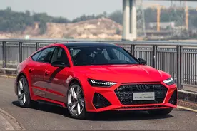 4.0T+8AT！奥迪超帅新车张扬又霸道 却意外地好开！图片
