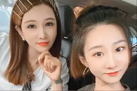 44岁一字马女神爱瑜伽，臀翘腰细身段柔软，和女儿同屏似姐妹图片