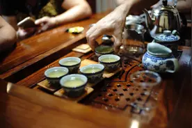 茶水能代替白开水吗？很多人还不清楚，讲究方法才养生图片