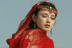 异域风情 东宫彭小苒 太惊艳了图片