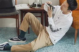 Vans前卫出街！当狂野豹纹遭遇经典图片