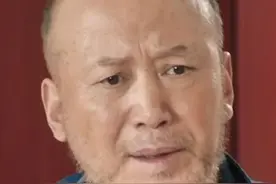 65岁郭达近照曝光，离开春晚十年后老态尽显，几近秃顶惹人心酸图片