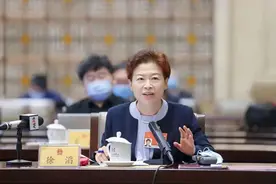 专访全国人大代表徐滔：建议推进广播电视领域立法图片
