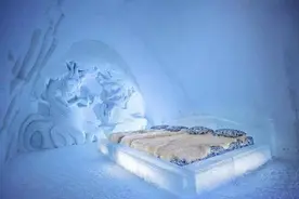 中国牛人发明“神奇凉席”，22℃智能控温，像睡在“寒冰床”上图片