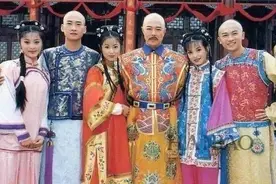 乾隆路边买西瓜吃，边吃边夸赞瓜农，没走多远却突然下令：处死他图片