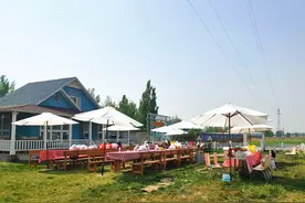 趣那主题公园夏季BBQ烧烤，提供全套烤炉设备，只需自备食材即可图片