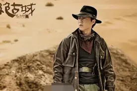 从陈坤到靳东再到潘粤明，每个胡八一都差点意思，原因在哪里图片