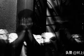 手中的“人皮面具”似乎还残留着余温——迷离·际图片