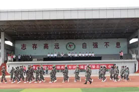 磨炼钢铁意志，彰显青春风采——内蒙古杭锦后旗人武部圆满完成2020年学生军训任务图片