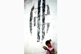 「硬盘深处」千年古刹特殊家庭，和尚尼姑收养小孤女，视如己出图片