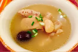 养生汤分享：雪豆鱿鱼炖猪蹄、菠菜猪肝汤、冬瓜排骨汤的简单做法图片