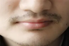 早上刚刮胡子，下午就长出来了？男人胡子长得快，说明了什么？图片
