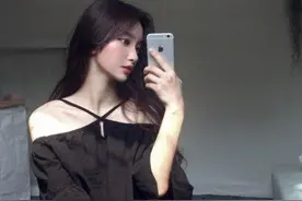第一次和女友接吻，如果她有这些反应，是老手没错了图片