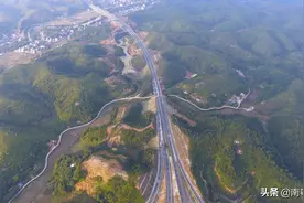 广东河源G236国道改建工程，路线长19.3公里，全线采用双向4车道图片