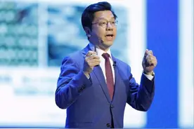 李开复：出生台湾，在美国长大，放弃绿卡带领864家公司回国图片