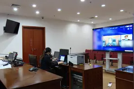 停车场里买“名牌厨具”，小心被骗！图片