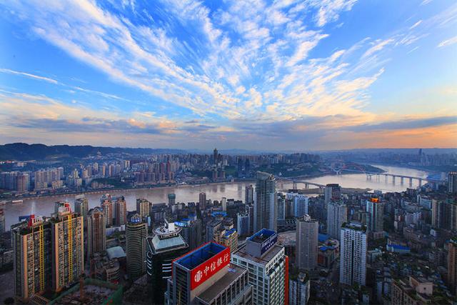 重庆楼市降温了！二手房挂了一年多，房子还是卖不掉，该怎么办？