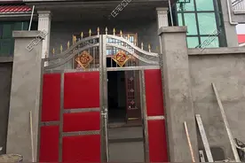 哥哥帮弟弟出钱，两人共建双拼房，兄弟情深令人羡慕图片