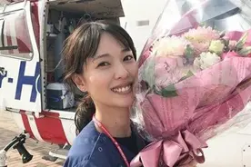 中年女人，对你动了春心，想和你来一段露水情缘，这些暗示明摆着图片