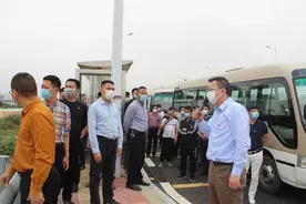 龙海紫泥：凝心聚力 推动高速公路沿线环境升级图片