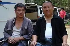 郭德纲：当年我落魄时，赵本山力挺我，大鹏第一个捧场我和德云社图片