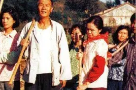 《篱笆·女人和狗》：精神对等有多重要？看铁锁和喜鹊就知道了图片