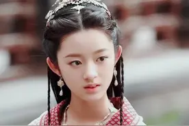 大龄女星别再扮嫩了！6位05后小花告诉你，演艺圈从不缺灵气少女图片