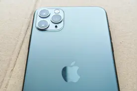 iPhone12信号进步巨大！实测比iPhone11强很多！视频封面