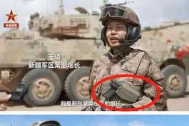 解放军装备新型92手枪快拔枪套，拔枪就能射，什么原理？图片