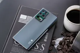 中兴Axon30 Ultra测评：多主摄融合影像，三十而立的坚定回答图片