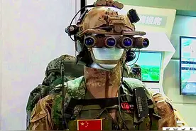 如今我们也有了自己的四目夜视仪，而且现代化程度一点也不输美军图片