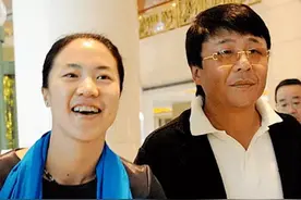 刘诗雯接受王楠奖房，引发风波背后的思考图片