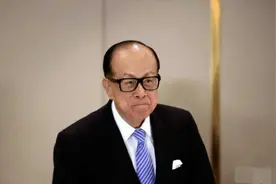 李嘉诚比霍英东更有钱，为何在香港无人敢惹霍家？图片