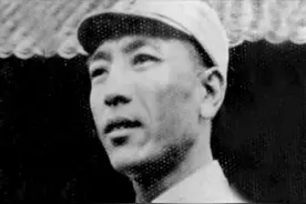 40年代，给毛主席送老虎肉的耿飚，后来怎么样了？图片