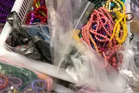 看珠宝直播乱象，粉丝拿你当家人，你却把TA们当傻子图片