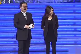 容貌姣好女孩登台求职，长得太漂亮惹争议，男女老板吵得不可开交图片