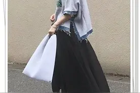 “半身裙+运动鞋”的搭配怎么样？可爱又漂亮的日系休闲造型图片