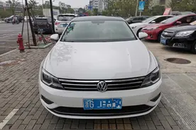 稀有的大众手动挡，1.4T凌度280宽体轿跑，看看一手车车况如何？图片