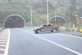 哪些情况开车掉头不违法？看这里图片
